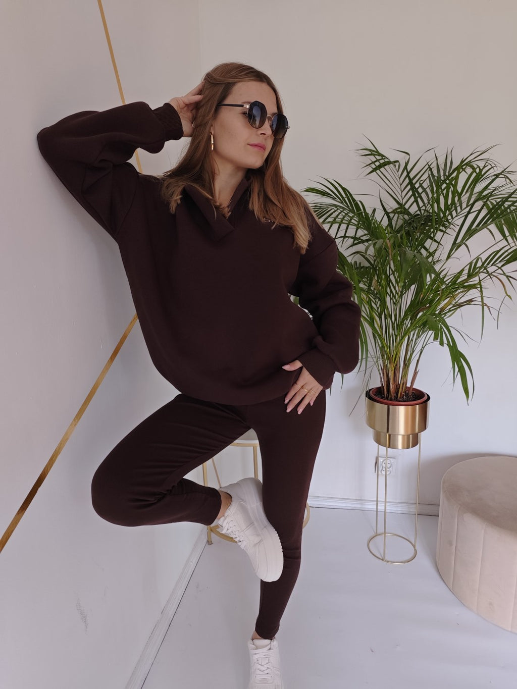 Komplet dresowy czekoladowy bluza oversize + prążkowane legginsy UNI