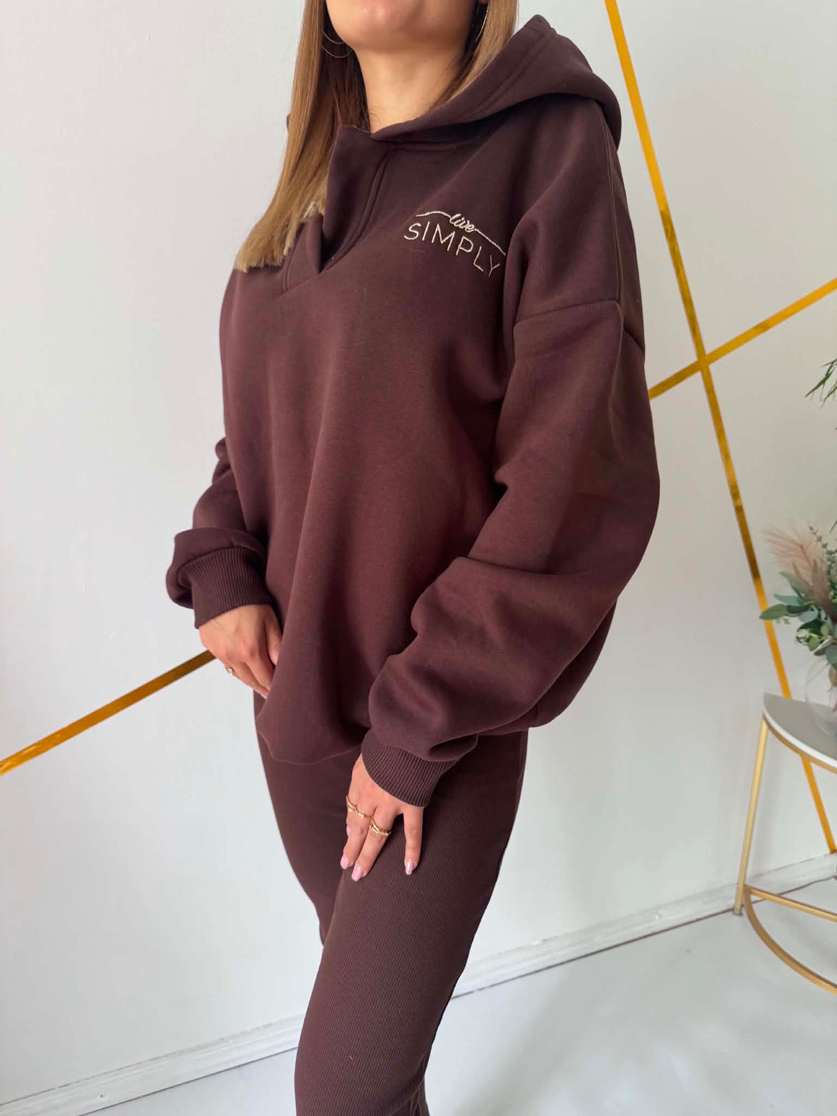 Komplet dresowy czekoladowy bluza oversize + prążkowane legginsy UNI